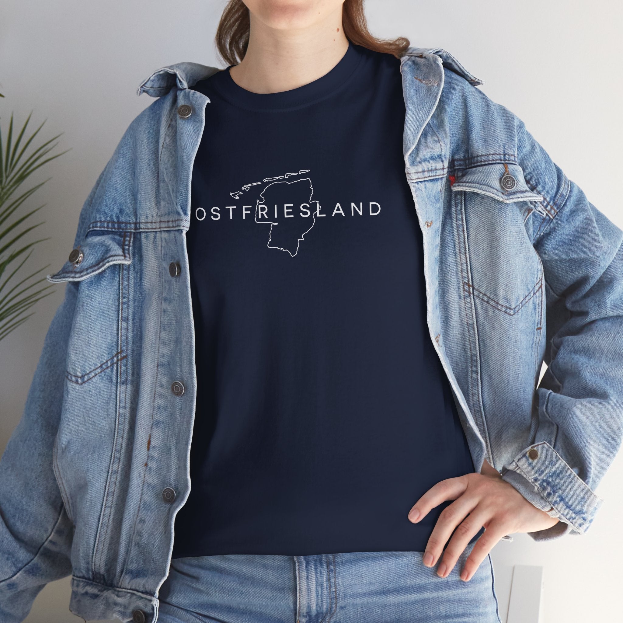 Ostfriesland Minimalistische Karte T-Shirt